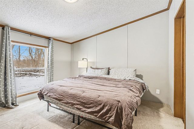 115 E Xy Avenue, Vicksburg, MI 49097