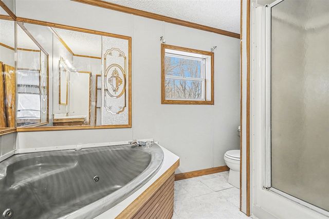 115 E Xy Avenue, Vicksburg, MI 49097