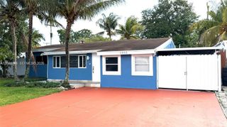 1555 SW 21st Way, Fort Lauderdale, FL 33312