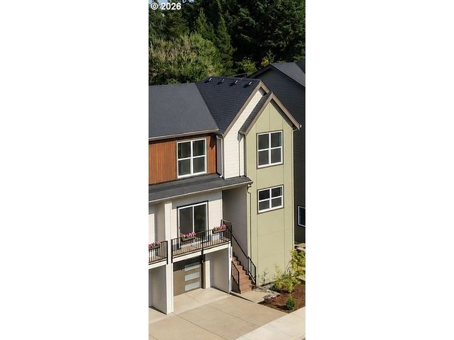 8834 Sw SERENITY Ter, Beaverton, OR 97007