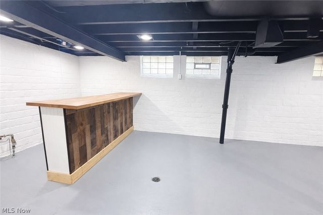 19910 Mountville Drive, Maple Heights, OH 44137