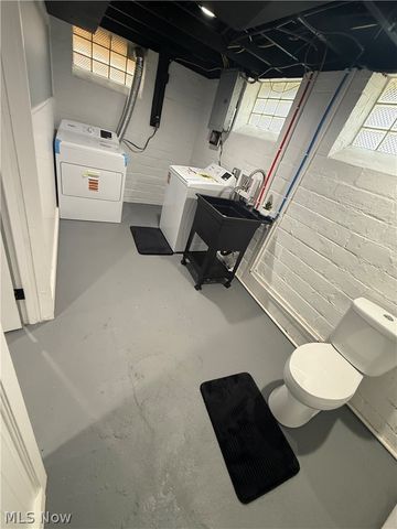 19910 Mountville Drive, Maple Heights, OH 44137