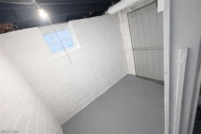 19910 Mountville Drive, Maple Heights, OH 44137