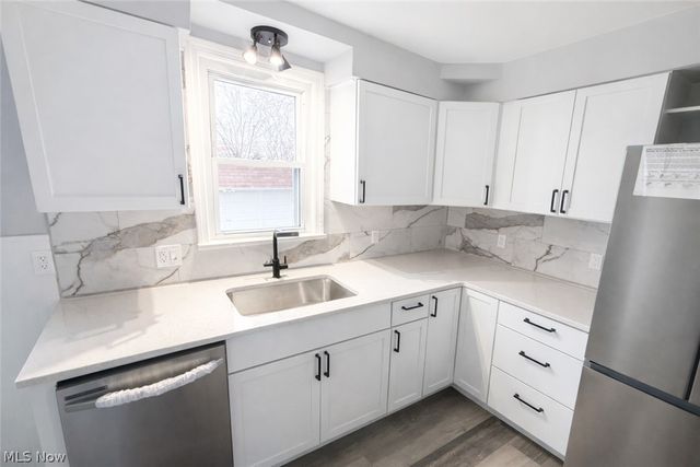 19910 Mountville Drive, Maple Heights, OH 44137