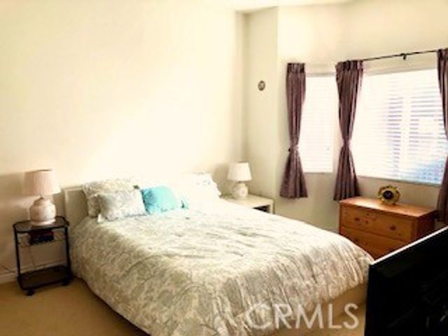 B215 Alburtis, Artesia, CA 90701