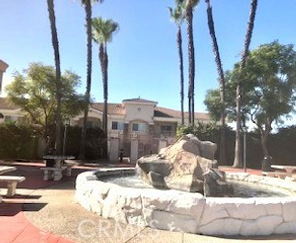 B215 Alburtis, Artesia, CA 90701