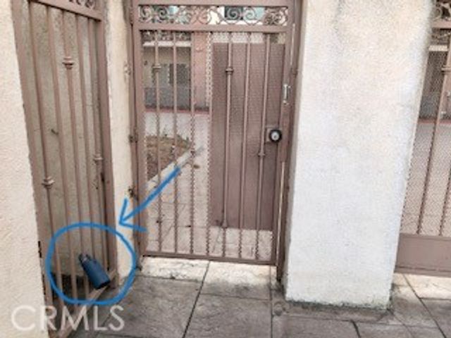 B215 Alburtis, Artesia, CA 90701