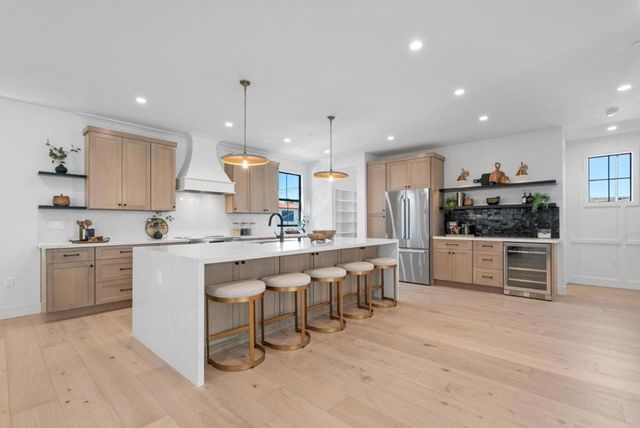 44 Sunnyside Avenue, Campbell, CA 95008