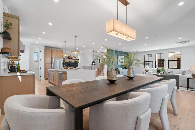 44 Sunnyside Avenue, Campbell, CA 95008