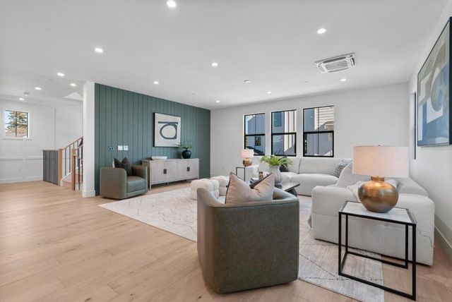 44 Sunnyside Avenue, Campbell, CA 95008