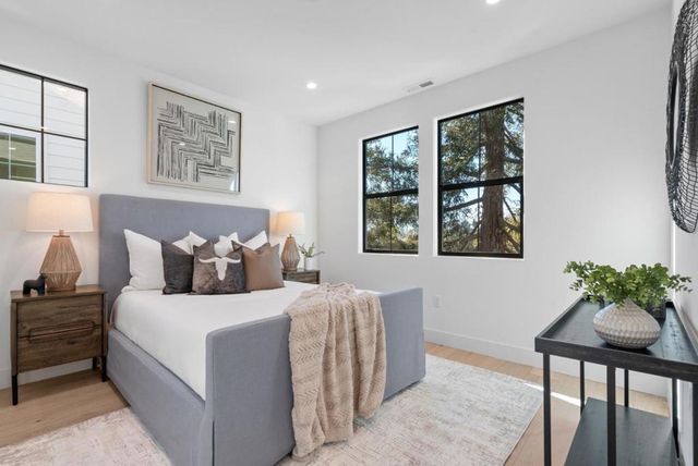 44 Sunnyside Avenue, Campbell, CA 95008