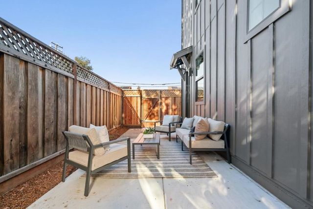 44 Sunnyside Avenue, Campbell, CA 95008