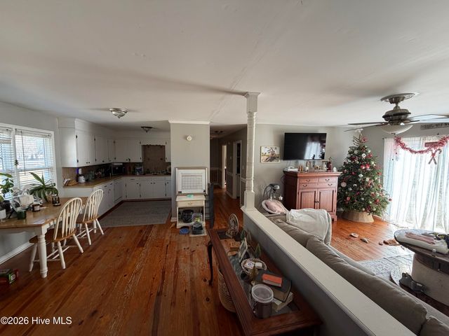 2662 E Nc 102 E, Ayden, NC 28513