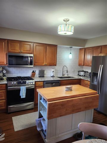 286 Noble Street, Milford Village, MI 48381
