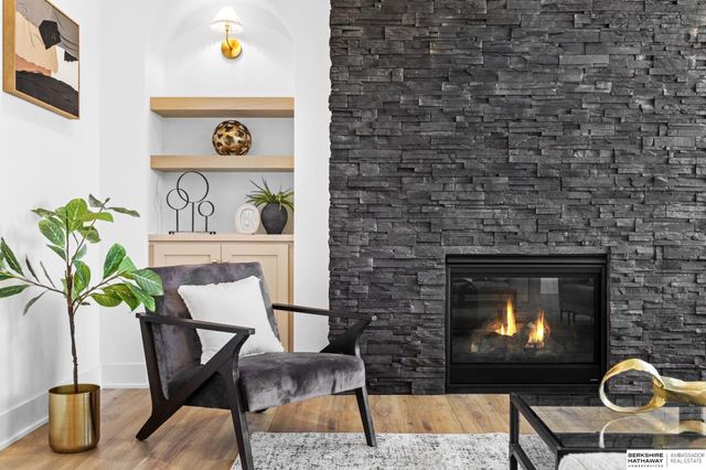 6611 S 214th Avenue, Omaha, NE 68022