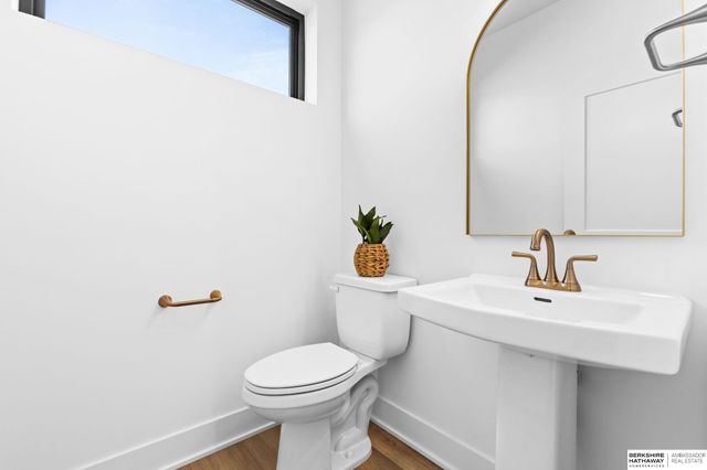 6611 S 214th Avenue, Omaha, NE 68022