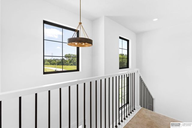 6611 S 214th Avenue, Omaha, NE 68022