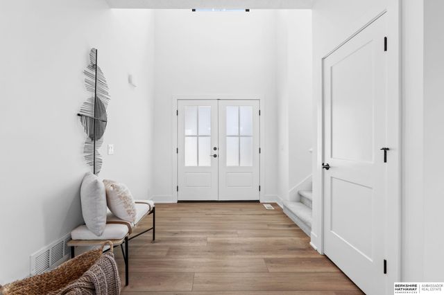 6611 S 214th Avenue, Omaha, NE 68022