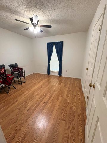 27 Sundown Trail, Star Harbor, TX 75148