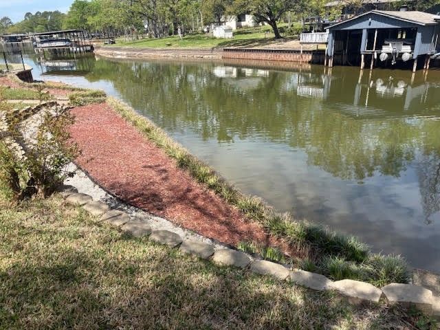 27 Sundown Trail, Star Harbor, TX 75148