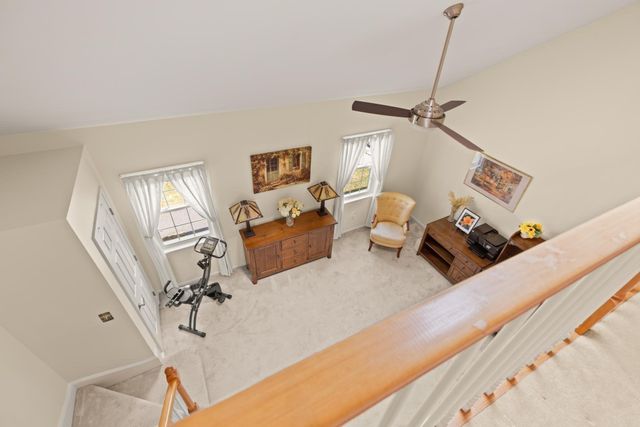 27 E Brookfield Drive E, Groton, MA 01450