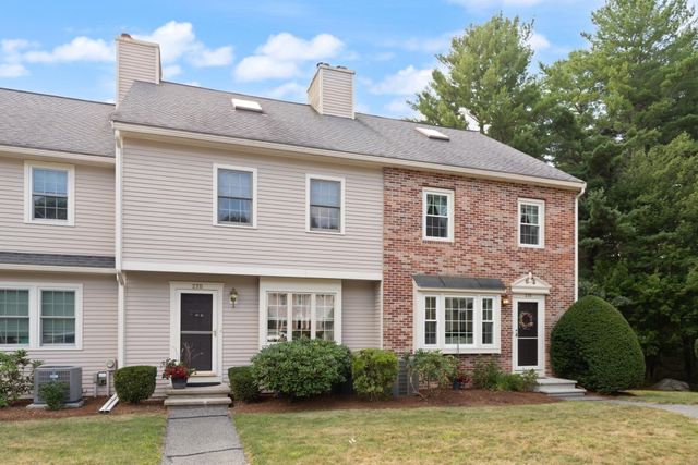 27 E Brookfield Drive E, Groton, MA 01450