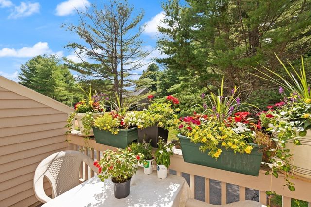 27 E Brookfield Drive E, Groton, MA 01450