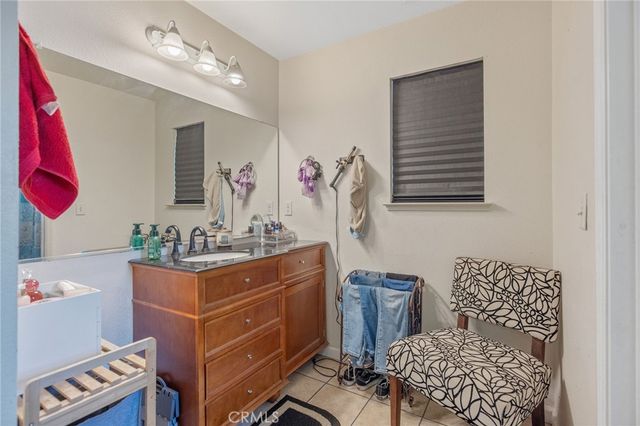 517 Tucker Avenue, Sanger, CA 93657