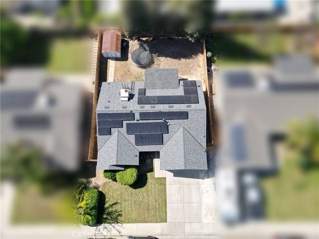517 Tucker Avenue, Sanger, CA 93657