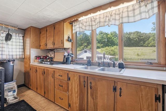 1158 Upper Nis Hollow Drive, Mahoning Twp, PA 18235