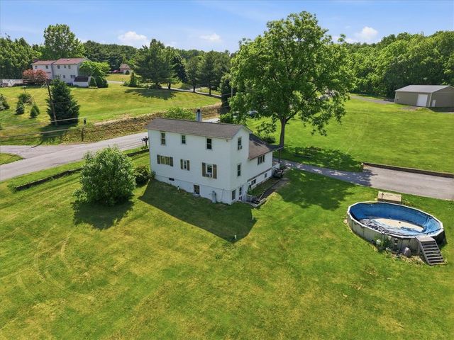 1158 Upper Nis Hollow Drive, Mahoning Twp, PA 18235