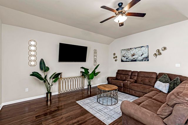 8839 Black Birch Ave, Zachary, LA 70791