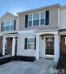 8914 Thornton Garden Lane, Raleigh, NC 27616