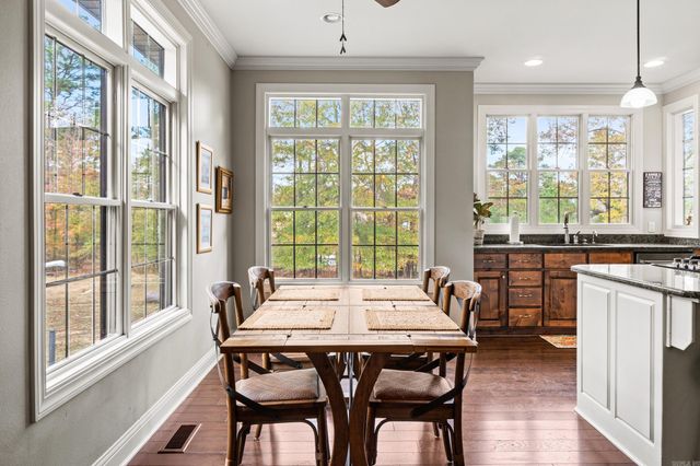 1919 Tudor Loop, Benton, AR 72019