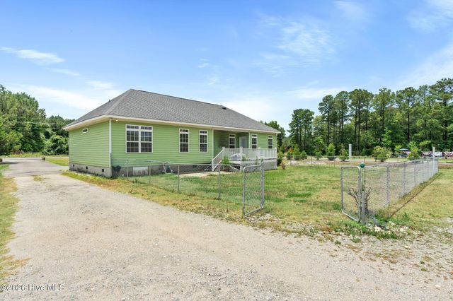 680 Calabash Road NW, Calabash, NC 28467