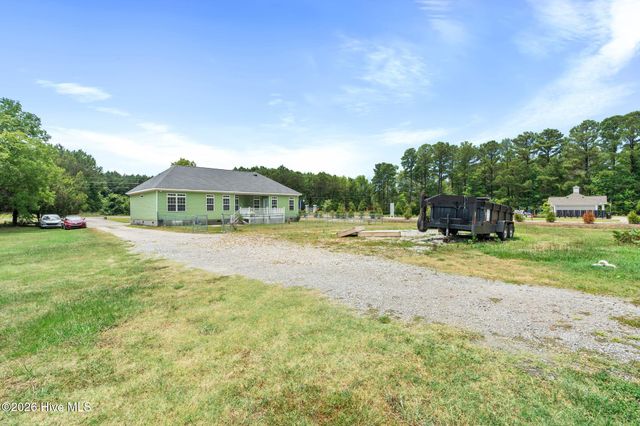 680 Calabash Road NW, Calabash, NC 28467