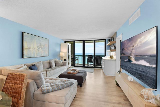 9940 S Ocean Drive 607, Jensen Beach, FL 34957