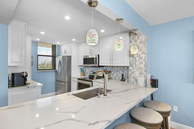 9940 S Ocean Drive 607, Jensen Beach, FL 34957