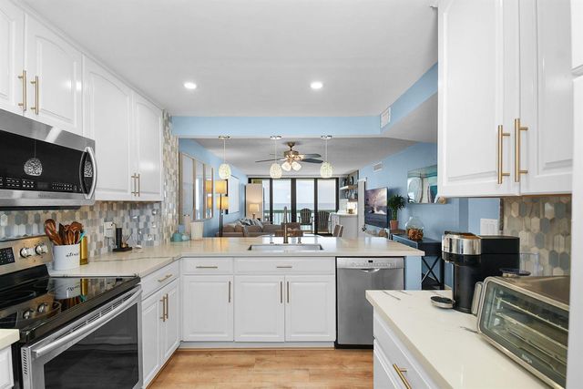 9940 S Ocean Drive 607, Jensen Beach, FL 34957
