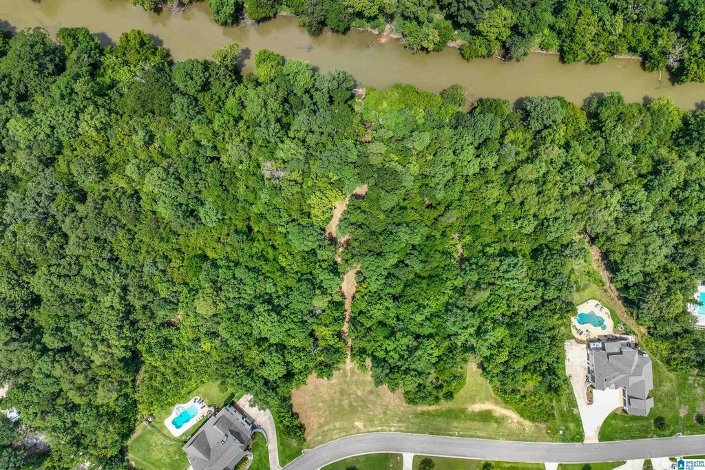 929 LONG STREET, Helena, AL 35080