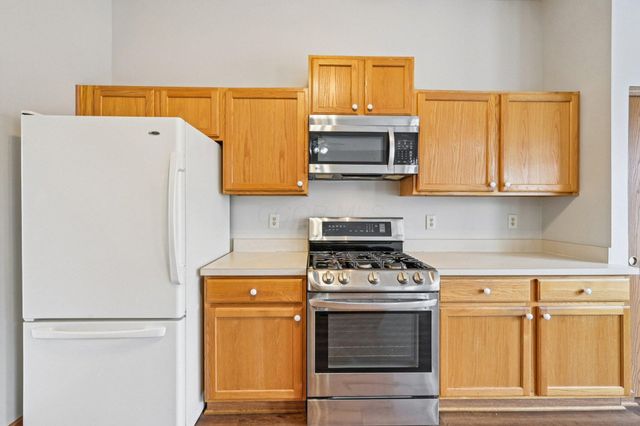 2091 Mayflower Circle, Grove City, OH 43123