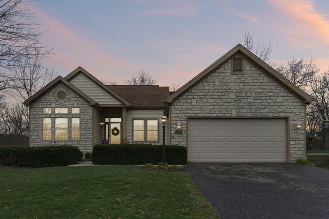 2091 Mayflower Circle, Grove City, OH 43123