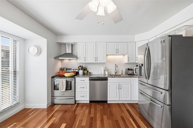 642 Woodcrest Drive, Robinson Twp, PA 15205