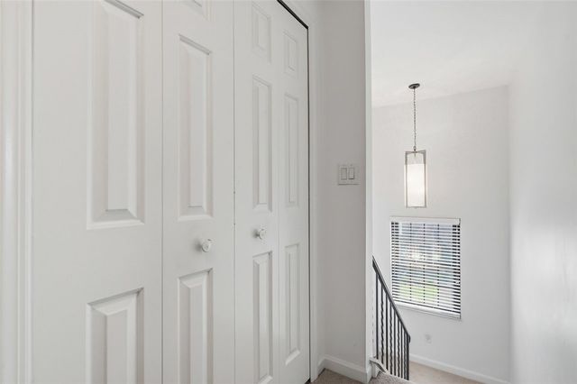 642 Woodcrest Drive, Robinson Twp, PA 15205