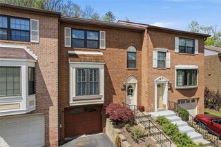 642 Woodcrest Drive, Robinson Twp, PA 15205