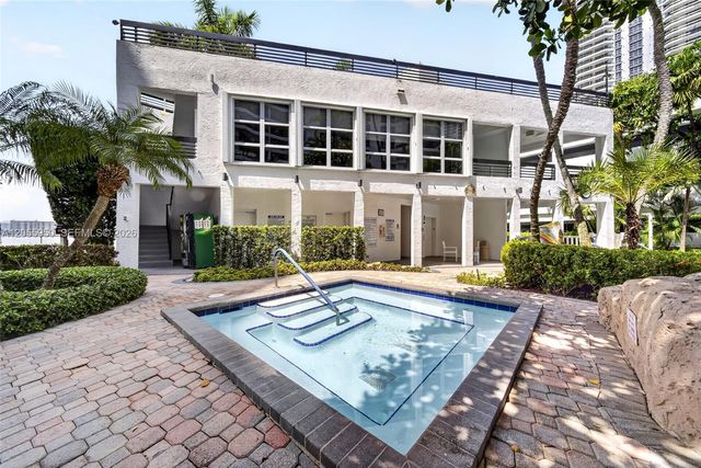 3600 Mystic Pointe Drive 310, Aventura, FL 33180