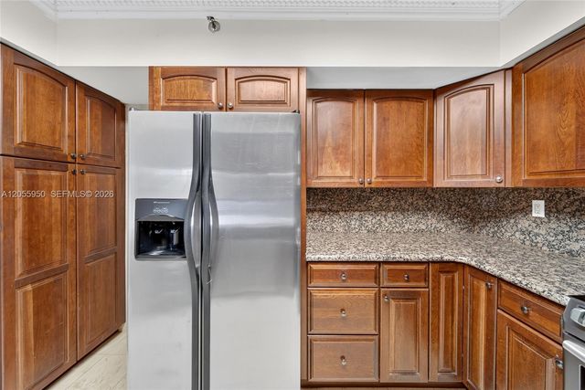 3600 Mystic Pointe Drive 310, Aventura, FL 33180