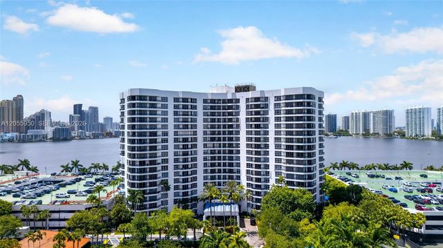 3600 Mystic Pointe Drive 310, Aventura, FL 33180