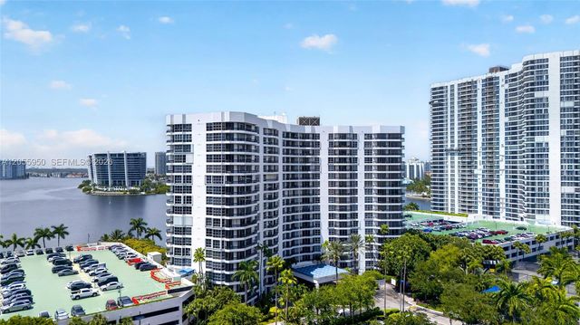 3600 Mystic Pointe Drive 310, Aventura, FL 33180