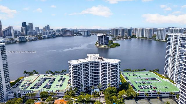 3600 Mystic Pointe Drive 310, Aventura, FL 33180